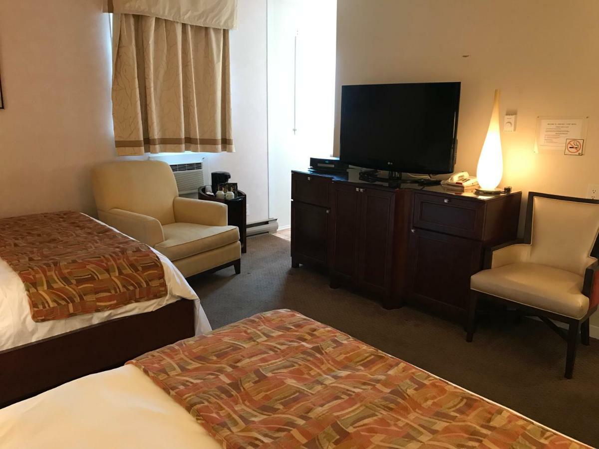 Cardinal Court Motel Saint Thomas Ngoại thất bức ảnh